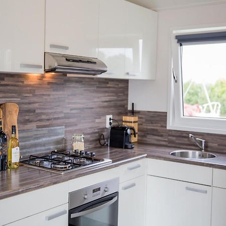 Pet Friendly Home In Breukelen With Kitchen Eksteriør billede